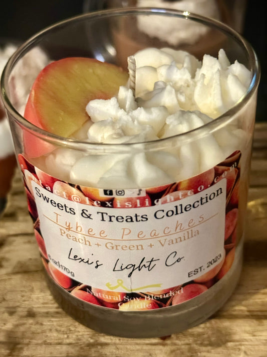 Tybee Peaches Candle